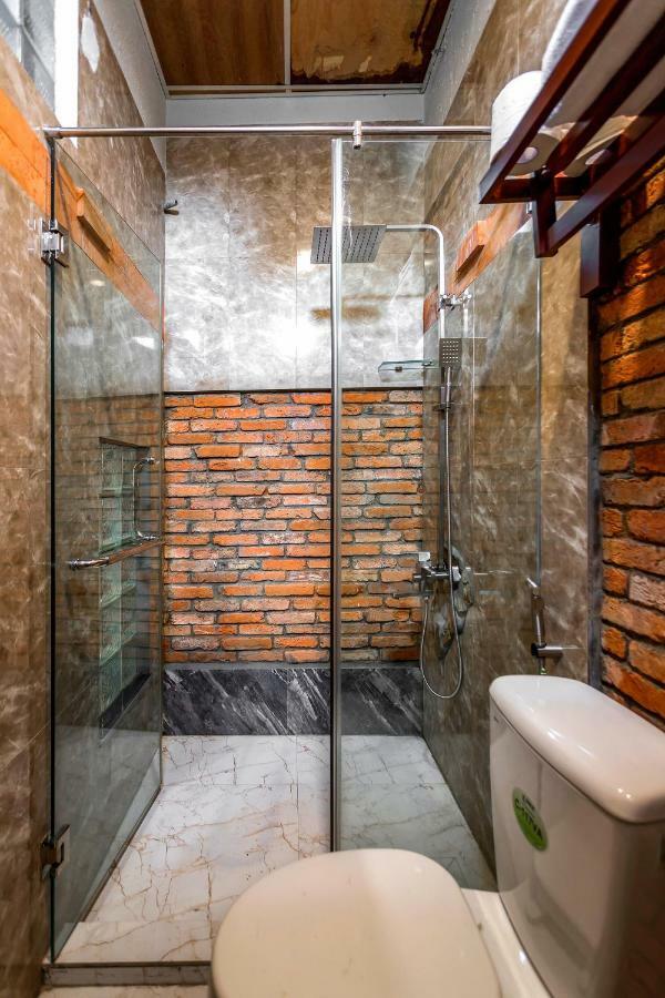 Ở trọ The Dots House *